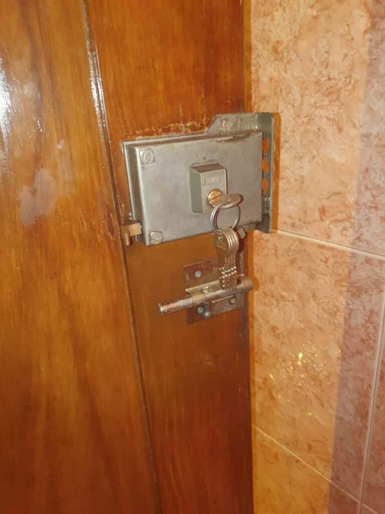 Apertura de puertas Aurizberri