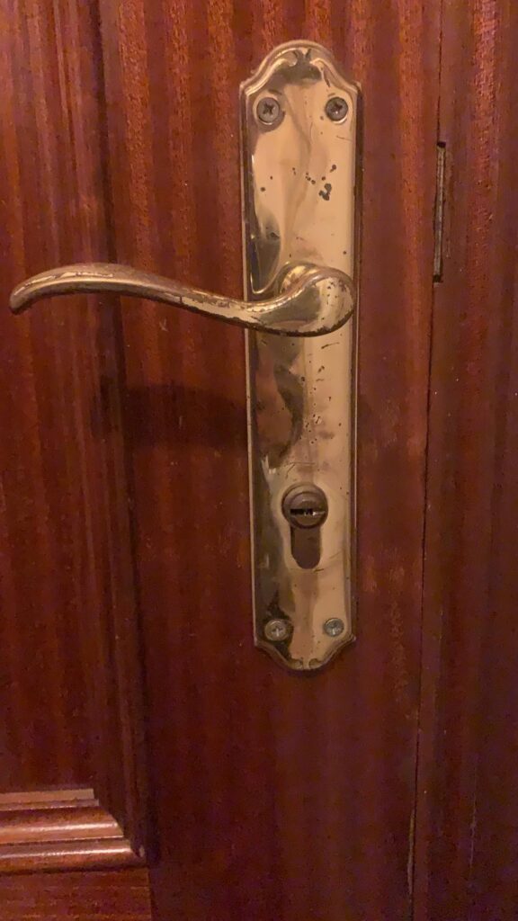 Apertura de puertas Etxaleku