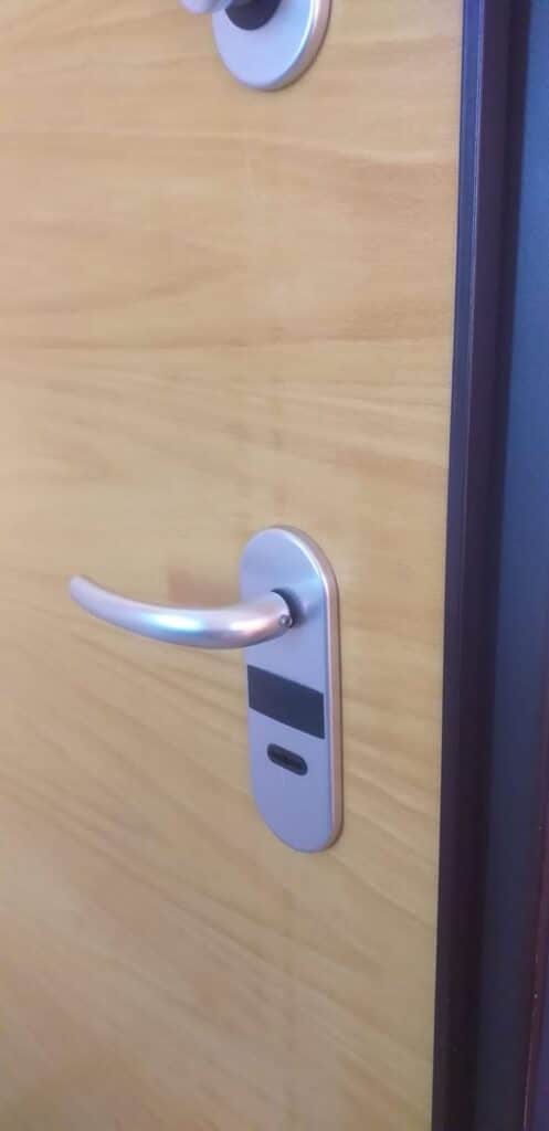 Apertura de puertas Eusa