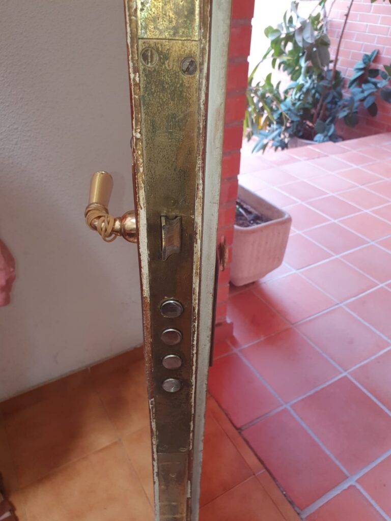 Apertura de puertas Muruzábal