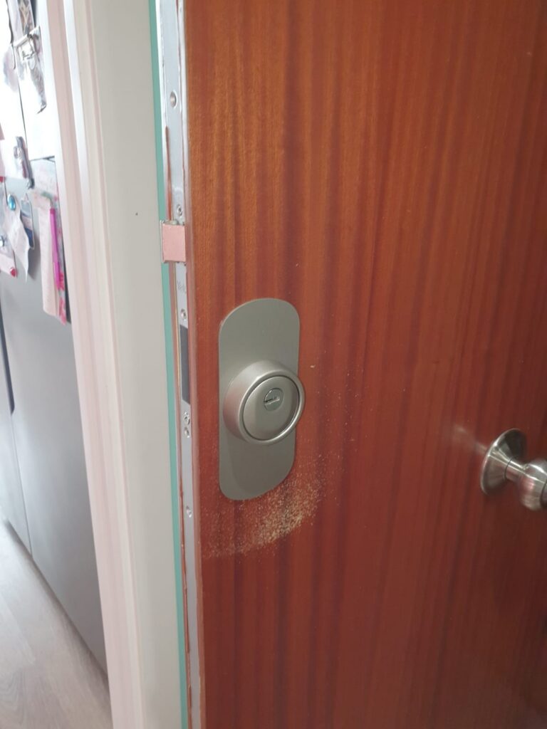 Apertura de puertas Sansoáin