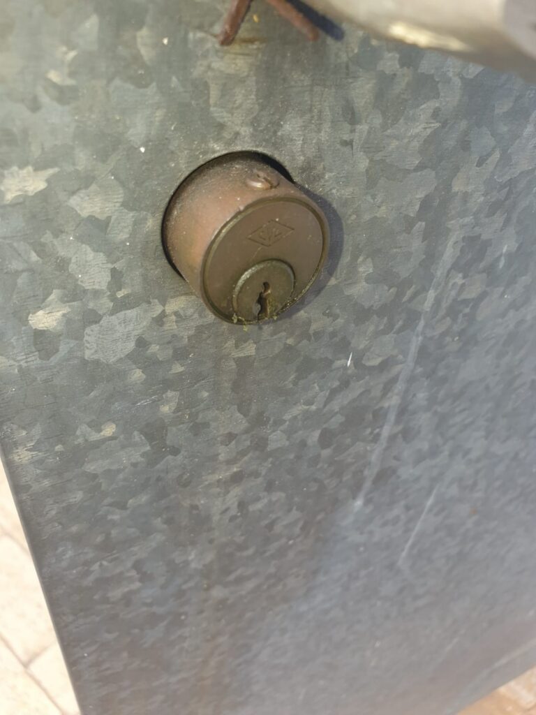 Apertura de puertas Úcar