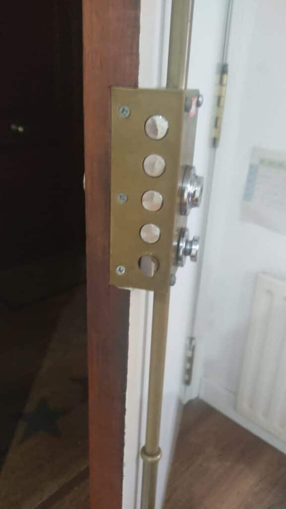 Apertura de puertas Urdánoz