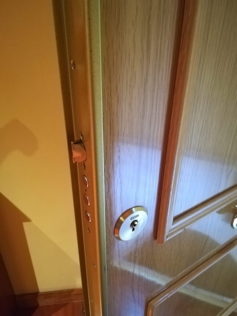 Apertura de puertas Zolina