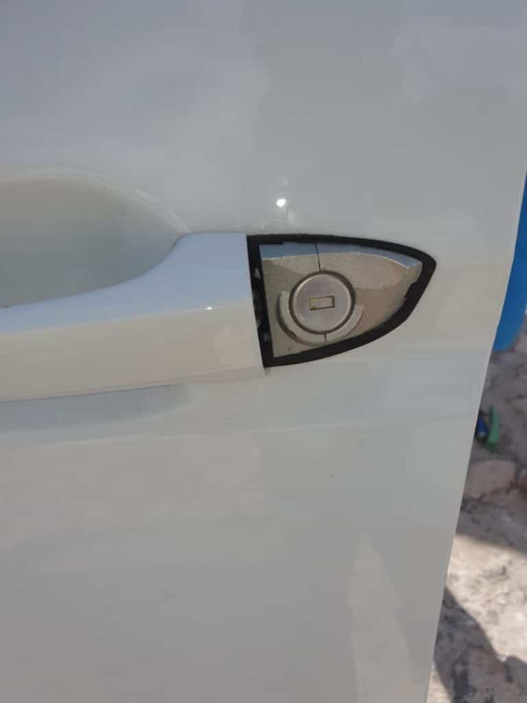 Apertura de vehiculos Zabalceta