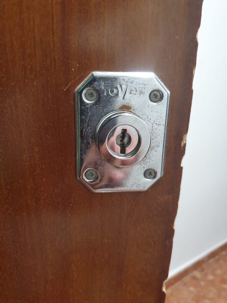 Cambio de cerraduras Cía