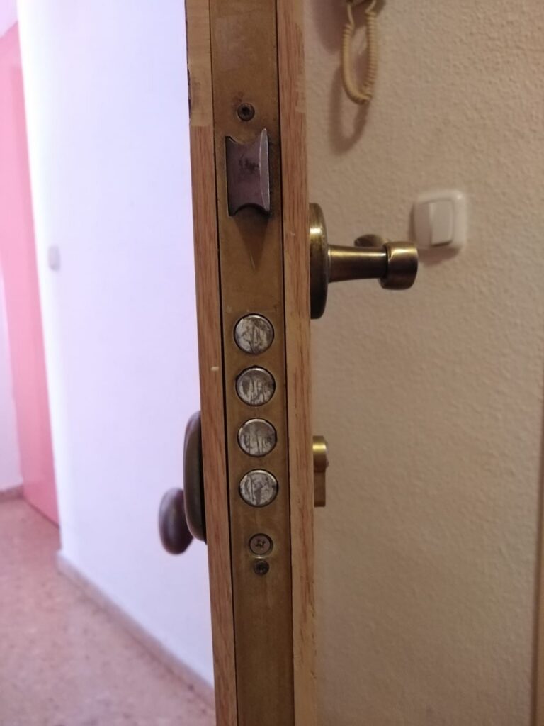 Cambio de cerraduras Meoz